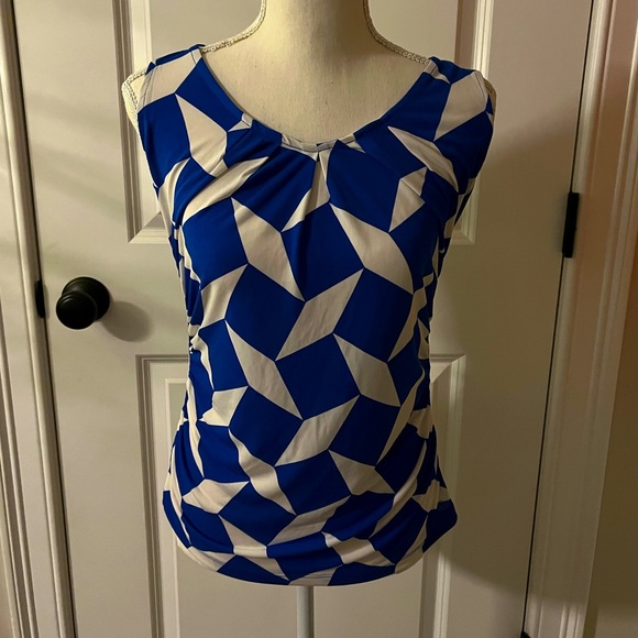 New York & Company Tops - Women’s sleeveless blouse. Size small.